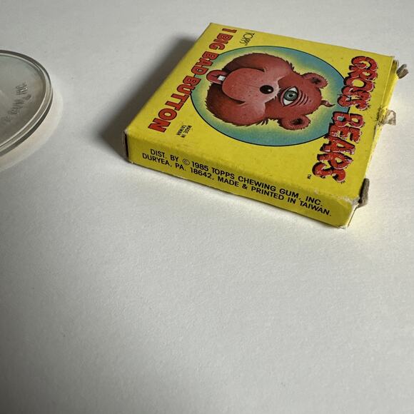 1985 Topps Gross Bears MELTED BEAR Vintage Big Bad Button Pin Garbage Pail Kids - Picture 4 of 7